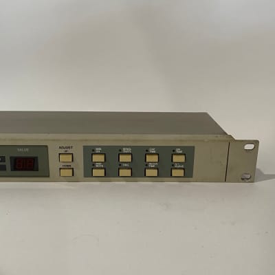 Akai ME35T image 3
