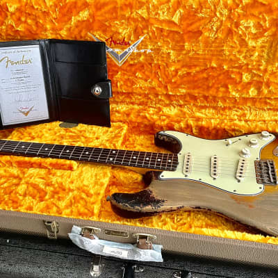Fender 61’ Stratocaster Master Built - Dale Wilson 2018 Ultra Heavy Relic 3 Tone Sunburst image 6