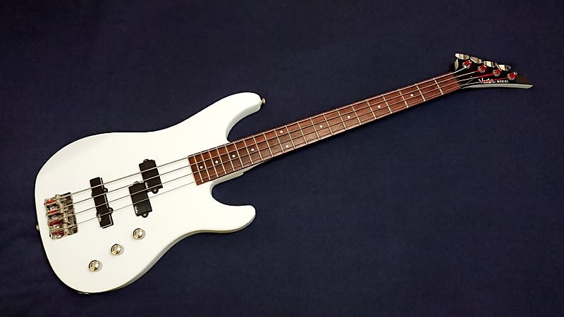 Vester Maniac JB Bass - Diamond White Korea Vintage 1987-1988