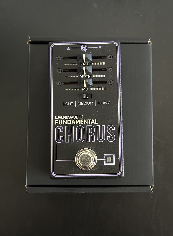 Walrus Audio Fundamental Chorus