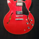 Gibson es 335 traditional  2018 cherry