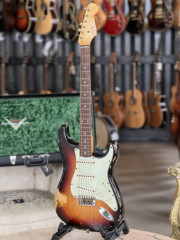 Fender Custom Shop Stratocaster '62 - Limited Namm 2007 Heavy Relic Sunburst image 1