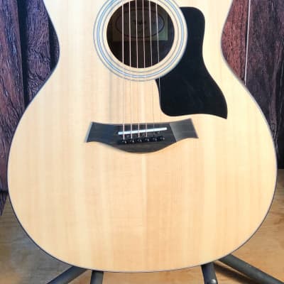 Taylor 114ce Walnut with ES2 Electronics 2017 - 2018 - Natural