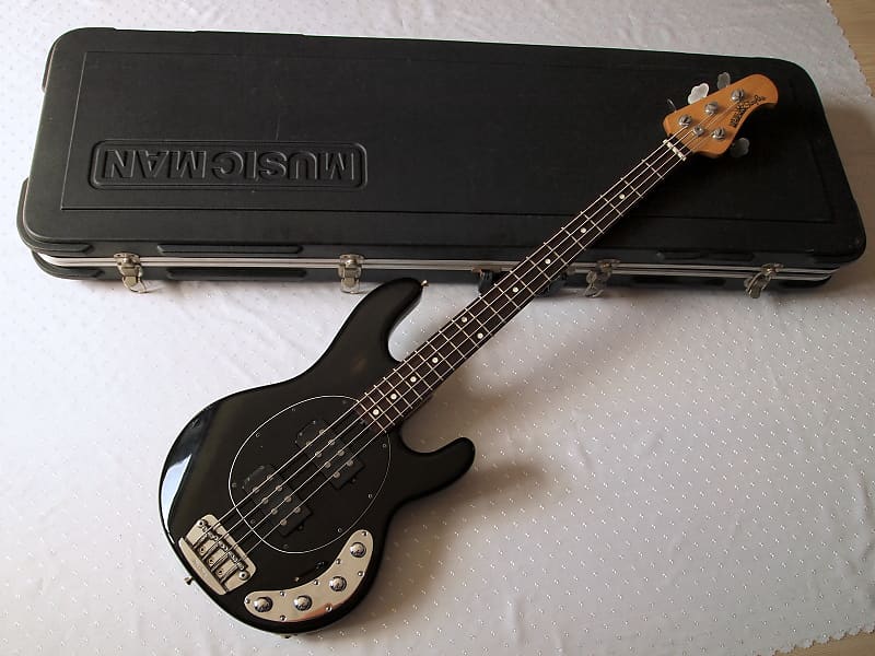 MUSICMAN Stingray 2006年USA製 2ハム仕様 MUSICMAN Stingray