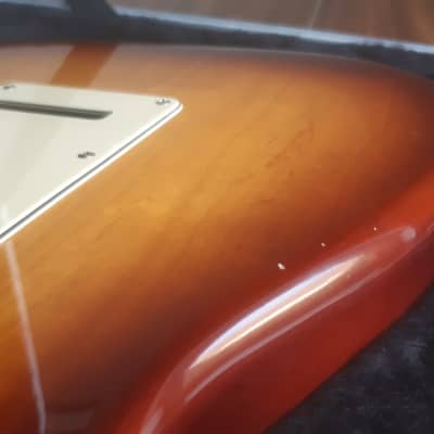Fender American Deluxe Stratocaster Ash with Rosewood Fretboard 2004 - 2010 - Tobacco Sunburst image 6