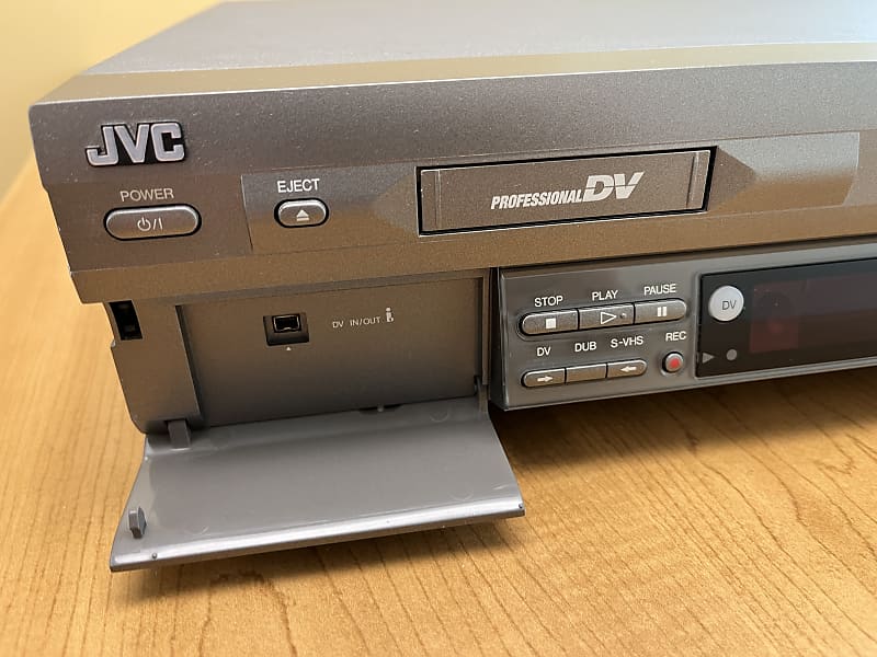 【動作品/ダビングOK】SR-VS30 MiniDV S-VHS Victor JVC SR-VS30U Mini DV/S-VHS Video Cassette Player Recorder