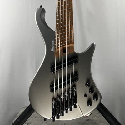 Teisco YB-6 Electric 6-String Bass Guitar (1965), black gig Teisco YB-6 Electric 6-String Bass Guitar (1965), black gig
