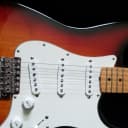 Fender Jimi Hendrix Voodoo Stratocaster 1997 3-Color Sunburst