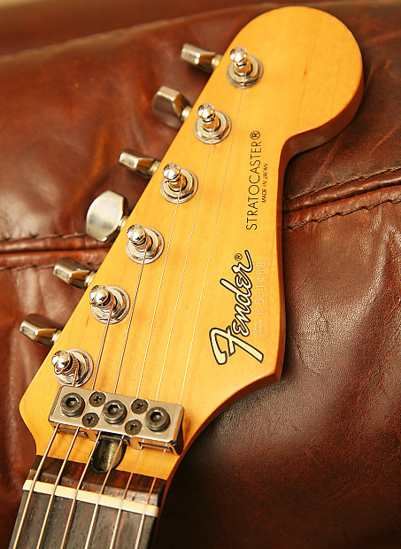 【新品高品質】Fender Stratocaster E serial Made in Japan フェンダー