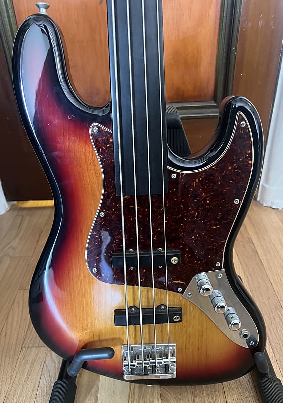 Modulus VJ 4 Fretless Jazz Bass 1998 - Sunburst image 1