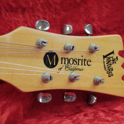 Mosrite The Ventures 1965 - candy apple red image 8