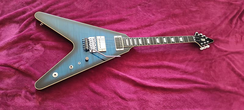 ギター ESP Navigator Custom Order Flying V ギター ESP Navigator Custom Order Flying V ESP Navigator