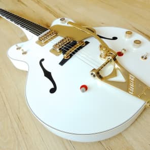 Gretsch G6122-1962 Chet Atkins Country Gentleman White Falcon 2012 White image 11