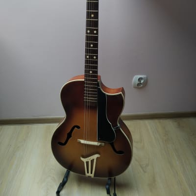 Fasan Mewes 1950s German Vintage Archtop guitar image 2