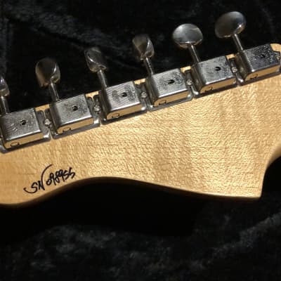 Moollon Stratocaster Purple Sparkle Matching Headstock 2015 - RARE !! image 11