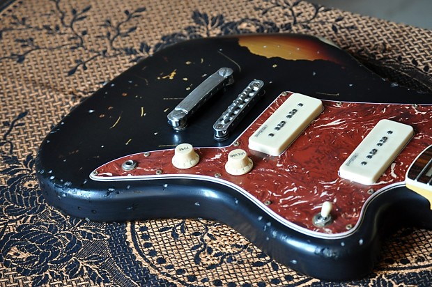 Medium Relic Jazzmaster copy guitar in Black over 3 tone sunburst color,  P90 pickups, fixed bridge