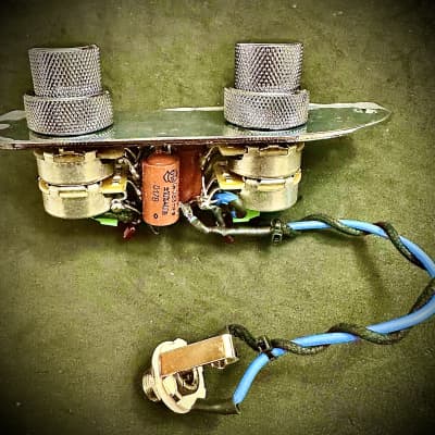 Spector Bass Pickups and Tone Pump JR Preamp | Reverb