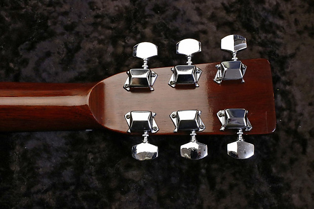 Vintage 1975 made MORRIS F-15 Acoustic Guitar IIDA factory