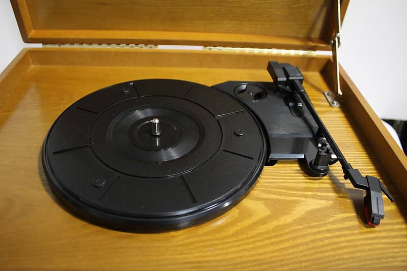 Detrola KM837 Record/ CD AM/FM/Cassette Player 2004 Reverb