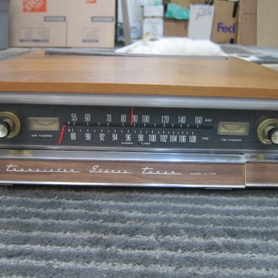 Vintage Heathkit AJ-43D Am/Fm Stereo Analogue Tuner, Wood Cabinet Very Cool Retro Look, Working, Tuner Dial not working for FM, but Tunes 1960s - Wood image 3