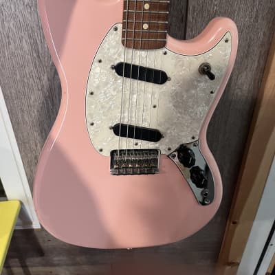 | Fender Pink Mustang Reverb Shell -