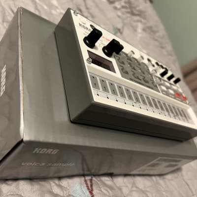 Korg Volca Sample 2 Digital Sample Sequencer 2020 - White