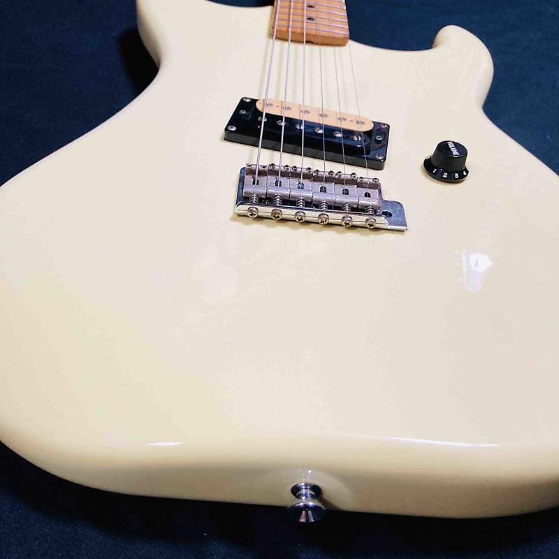 Kramer Neptune NJ USA White Electric Guitar w/Soft case | Reverb
