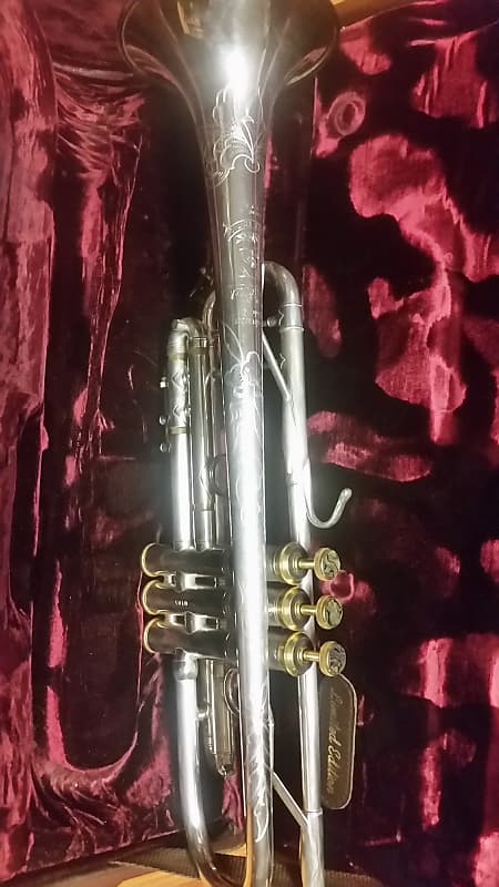B♭ Trumpet V.Bach “198 Vintage” Limited Edtion ”F