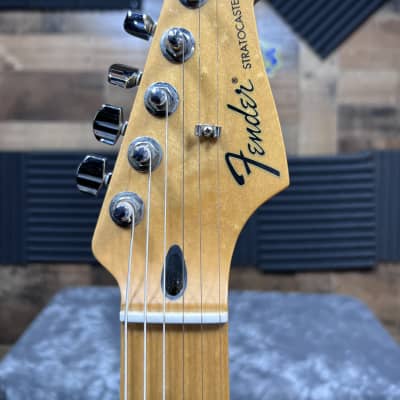 Fender Stratocaster - Blue Marlin MIM image 11