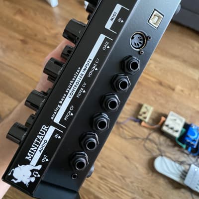 Moog Minitaur Rev2