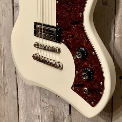 New Guild Newark St. Collection Jetstar Vintage White, Awesome Axe, Support Small Biz, Buy Here! image 4