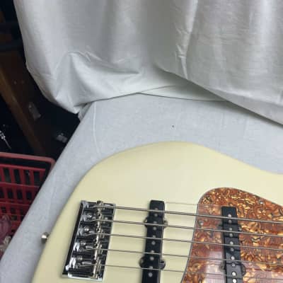 Fender American Professional II 2 Jazz Bass V 5-string J-Bass 2022 - Olympic White / Rosewood fingerboard image 3