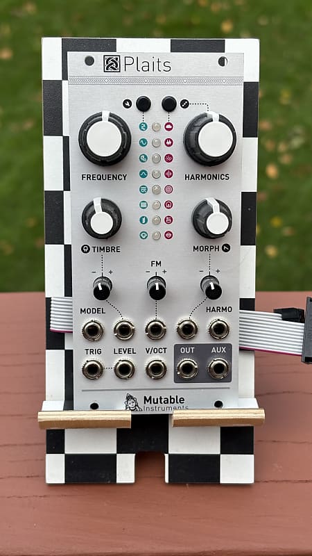 Mutable Instruments Plaits