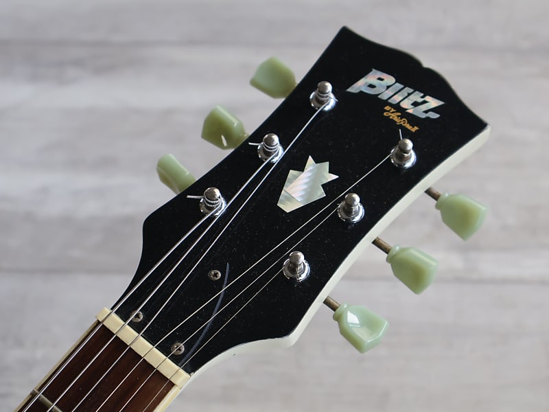 Blitz by Aria Pro II SG Double Cutaway (White) | Reverb