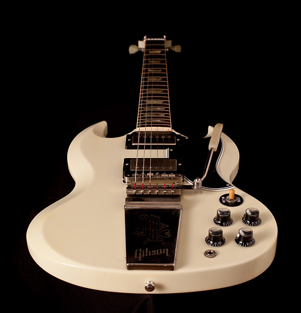 Gibson SG Standard VOS Maestro Vibrato Classic White | Reverb