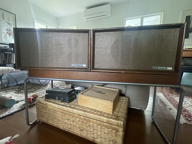 RCA Victor XFM-21watt 1960 - Wood  			