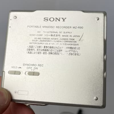 Sony Portable Minidisc Player MZ-R90 With Original Box image 6