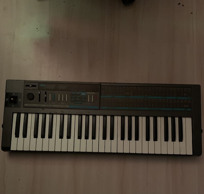 KORG POLY-800 コルグ ポリフォニック シンセサイザー First thoughts on the Korg Poly-800 analog synth that's