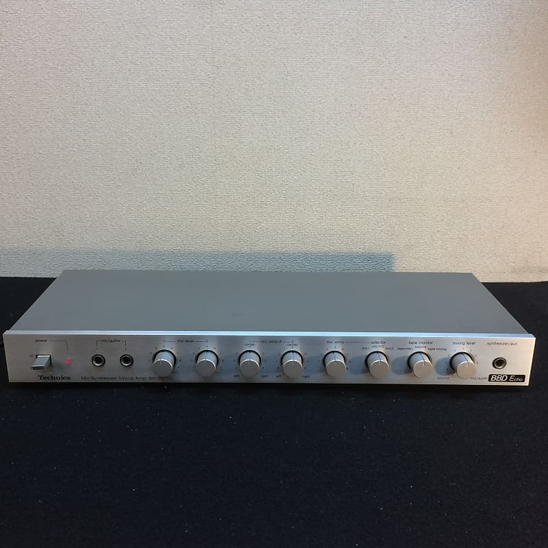 Technics SH-3077G Mic/Synthesizer Mixing Amp. BBD echo unit