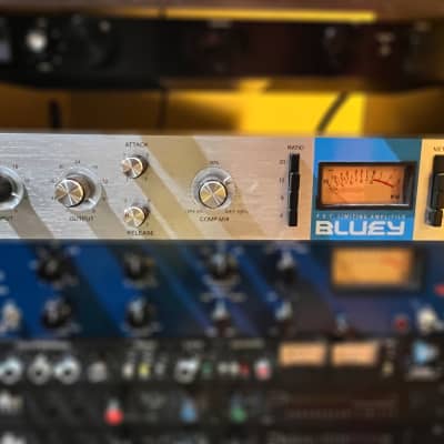 Black Lion Audio Bluey FET Limiting Amplifier - User review Black Lion Audio Bluey FET Limiting Amplifier - User review