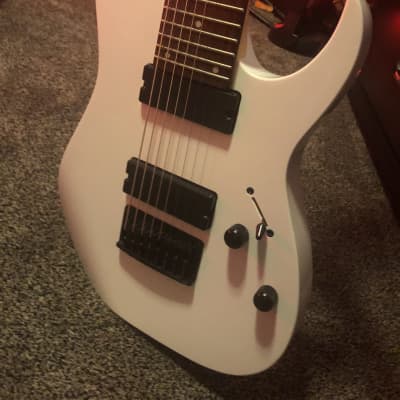 Ibanez RG8-WH Standard with Basswood Body 2012 - 2014 - White image 5