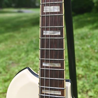 1965 - 1966 Supro Martinique Dual Tone Res-O-Glass Electric Guitar image 7