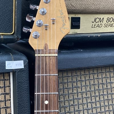 Fender American Standard Stratocaster with Rosewood Fender American Standard Stratocaster with Rosewood