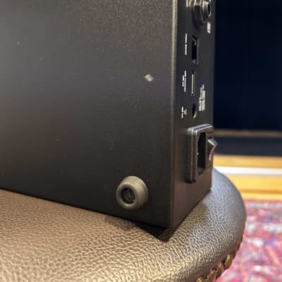GRBass DUAL 1400 Watt bass guitar amplifier head, black image 2