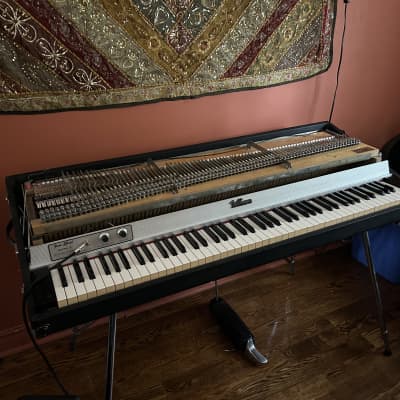 【直接取引】COLUMBIA COMBO ELEPIAN EP-61C Columbia Elepian EP-61c Electric Piano - YouTube