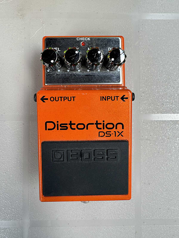 Boss DS-1X Distortion