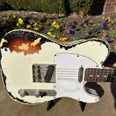 Fender Telecaster MJT 2015 - Olympic White Over Sunburst Heavy Relic image 4