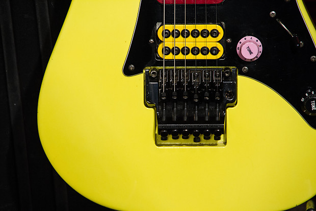Ibanez RG550 late 80's Neon Yellow, Made in Japan, Beautiful