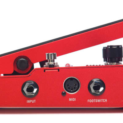 Digitech Whammy DT Pedal Pitch Shifting Guitar Effect Pedal image 2