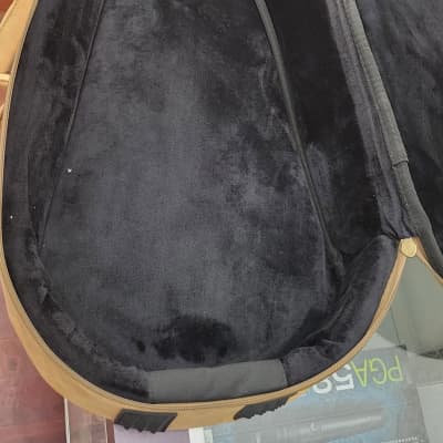 Kentucky KM-606 Standard F-Style Mandolin with Deluxe Padded Case - Satin Brown image 14